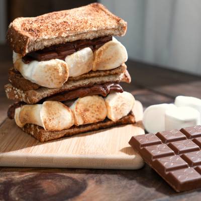 Gourmet S'mores with Homestyle bread