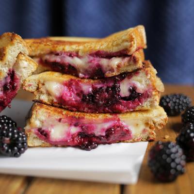 Blackberries Toastie